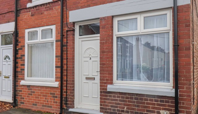 ARTHUR'S HOUSE, pet friendly, with a garden in Great Ayton