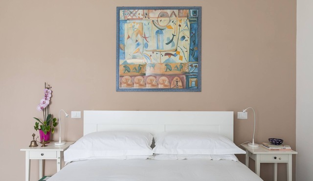 Artistic & Charming Apartment close to Rome and Bracciano lake
