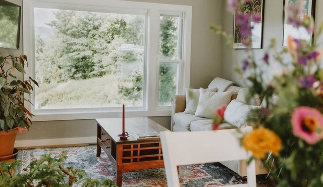 Artistic Nature Cottage
