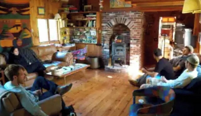 Artsy Woodland Group Hideaway Cabin!