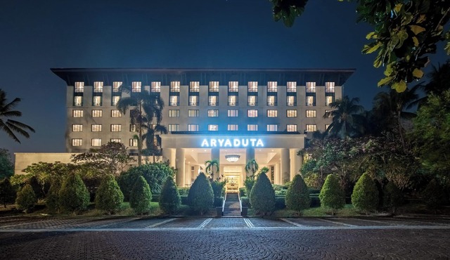 Aryaduta Lippo Village