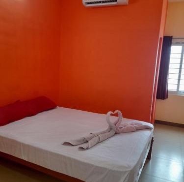 Aryas Residency