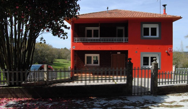AS NEVEIRAS, TYPICAL GALICIAN RURAL HOUSE