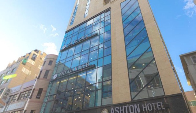Ashton Hotel