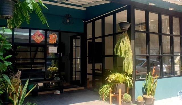 Asok Montri Hostel