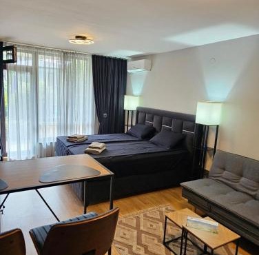 Aspen Suites Luxury Studio A006
