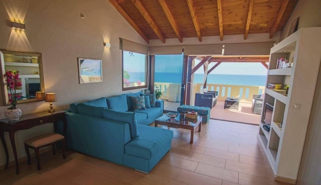 Asterias Studios Apartments
