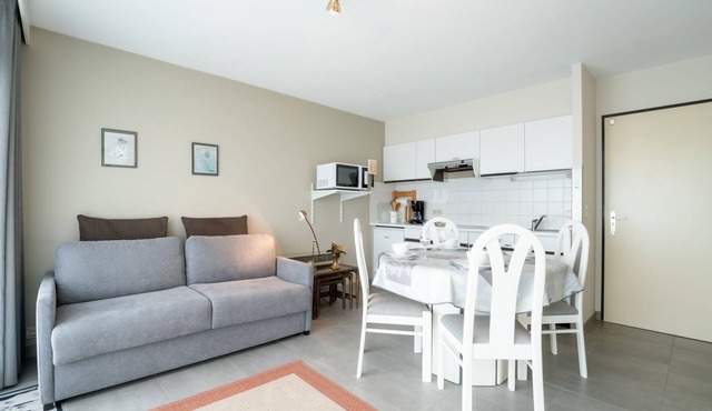 Astrid 704 with balcony by Interhome