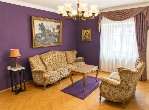 Astronomical Clock Apartment