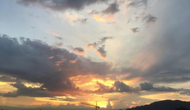 Atardeceres espectaculares desde acogedor apartamento