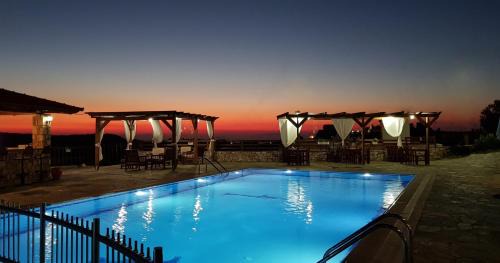 Ataviros Hotel