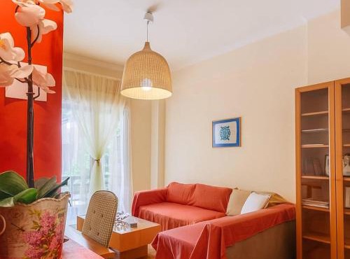 Athens Strawberry Hideaway - City Cozy Gem