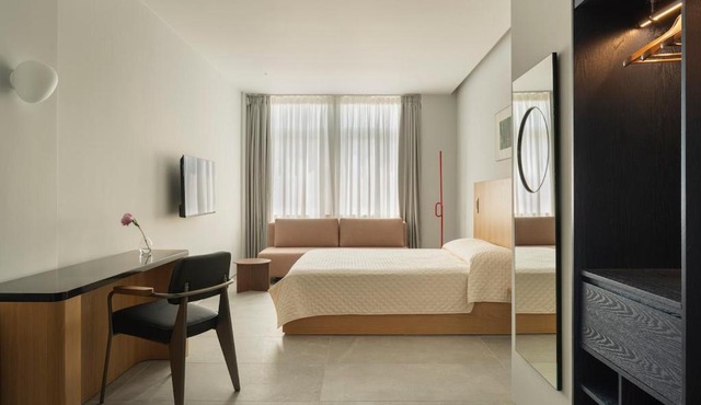 Athens Suite 105
