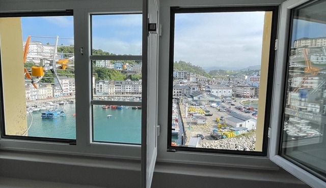 Atico el Puerto Luarca con Vistas al Puerto y las Playas