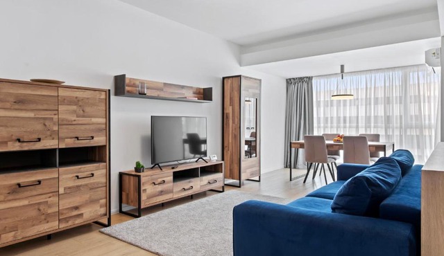 Atria Urban Gateway, 2BR Condo + Pool