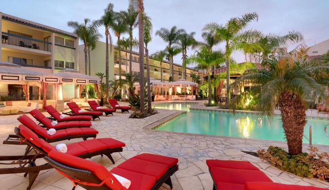 Atrium Hotel Orange County