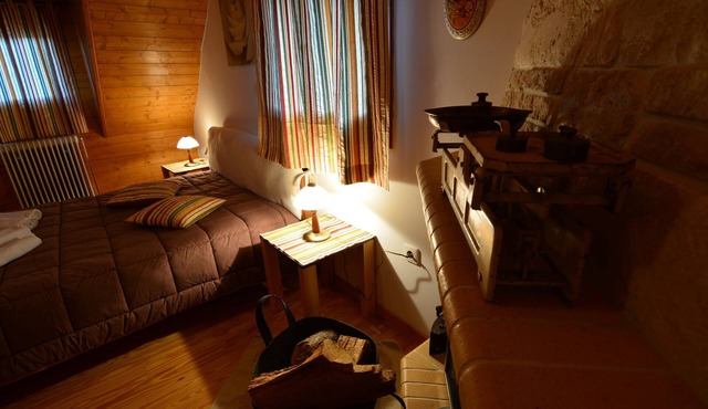 Attic room (maximum capacity 2 adults)