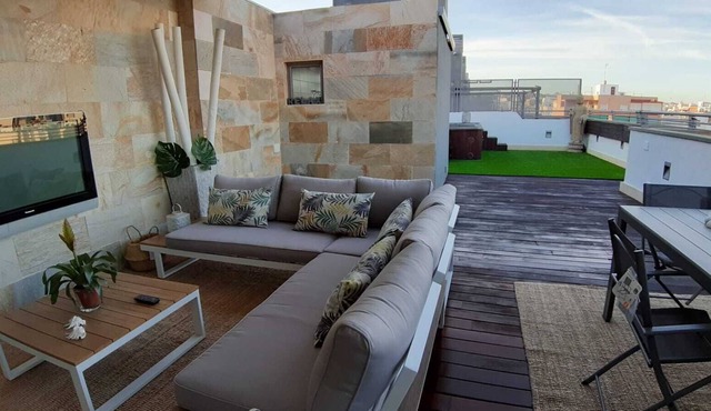ATTIC WITH CHARM CORTE INGLÉS ELCHE