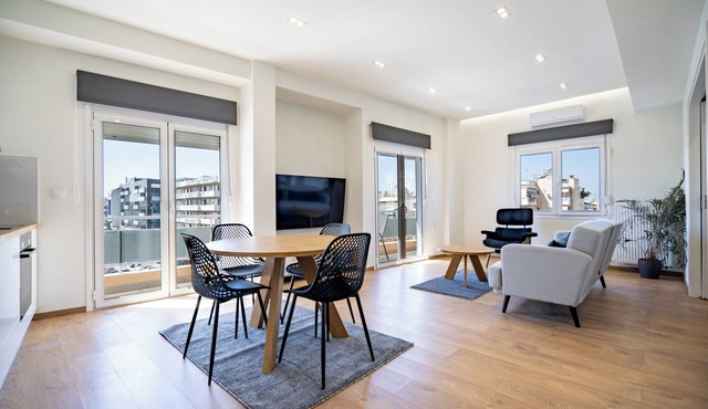 Attiki Square & Metro Modern 2-Bedroom Apt by MPS