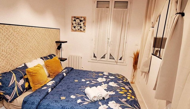 Attractive, renovated 2-room apartment by the lake