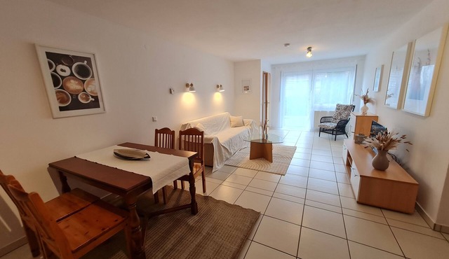 Attractive, modern vacation apartment (50 m²) near the lake