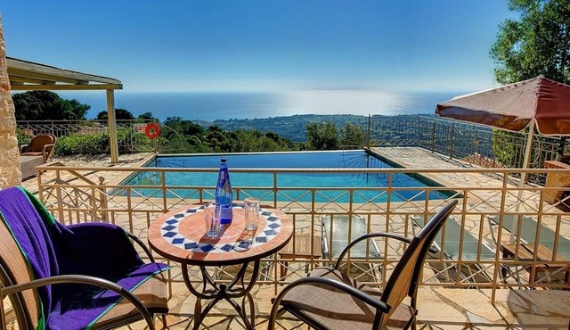 Attractive Stone Villa, A/C, Private Infinity Pool, Idyllic Setting Above Skala - Amazing Sea Views!