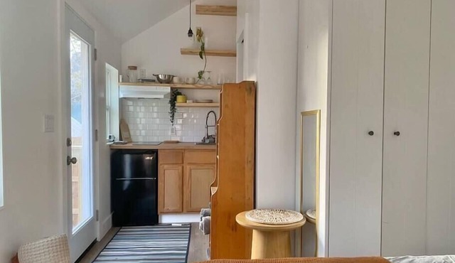 ATX Tiny House. Quick Trip to Zilker and ACL.