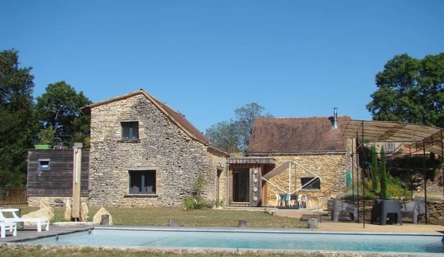 Atypical pool house in a bucolic setting.