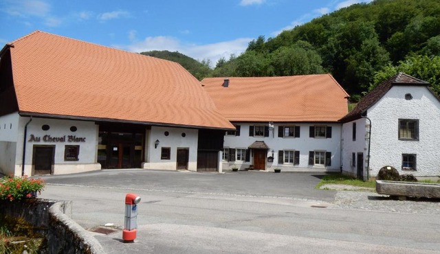 Au Cheval Blanc