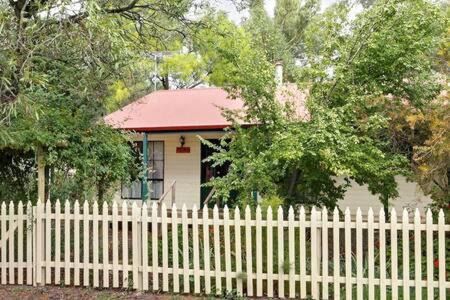 Auburn Hideaway