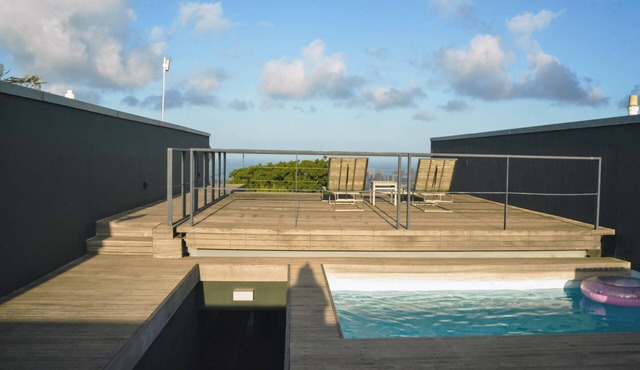 Audley Rooftops, Award Winning, Luxury 2 Bedroom Apartment with Private Rooftop