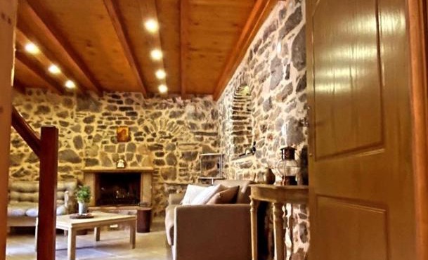August castle house