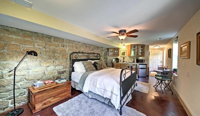 Augusta Studio at Halcyon Spa Bed & Breakfast