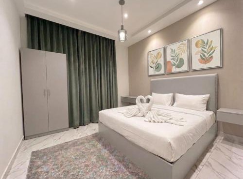 Aura Downtown Suites