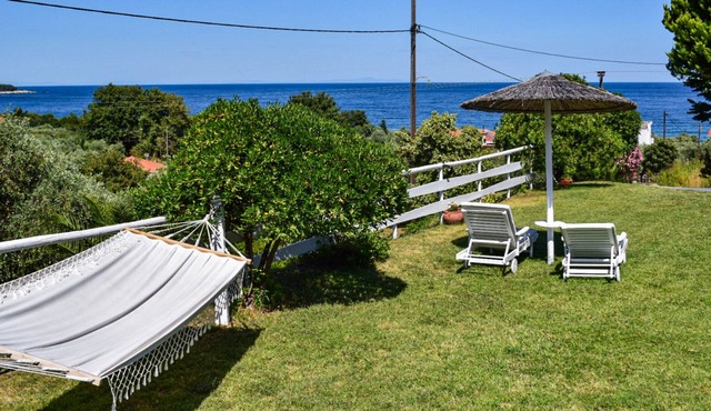 Aura Guesthouse B&B
