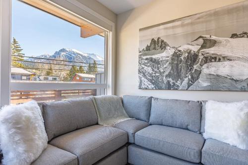 Aurora Lights - Luxe Townhouse Private Hot Tub
