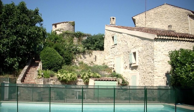 Authentic Provencal dovecote sleeps 5