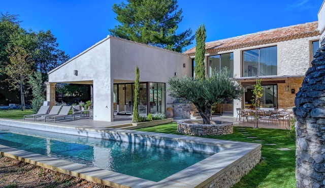 Authentic 1818 Provençal Bastide in the Heart of Provence – La Magnanerie 1818