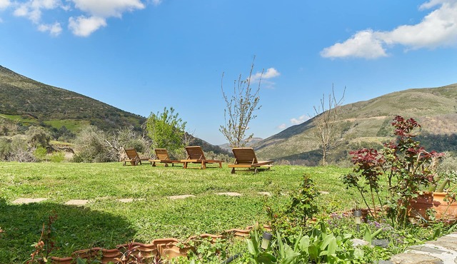 Authentic Cottage in a heaven of natural Beauty