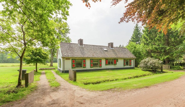 Authentic holiday home near Baarn/Utrecht on an estate