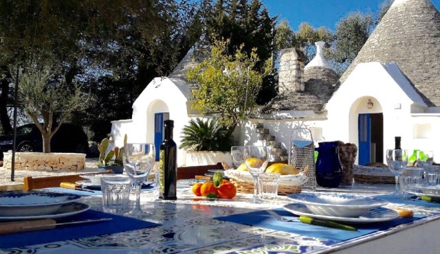Authentic 18th century Trullo, ideal for families or friends group.