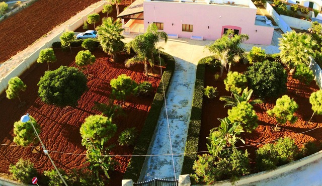 AUTHENTIC MEDITERRANEAN VILLA 100 M. FROM THE IONIAN SEA NEAR GALLIPOLI & LEUCA