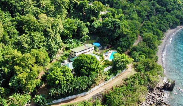 Authentic St. Lucian Experience at Prestigious Villa - Colibri Cottage