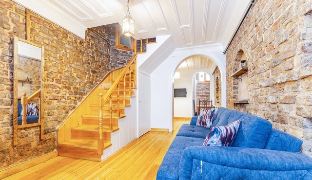 Authentic Stone House 10 min to Goldenhorn