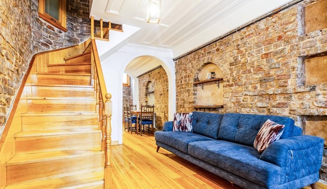 Authentic Stone House 10 min to Goldenhorn