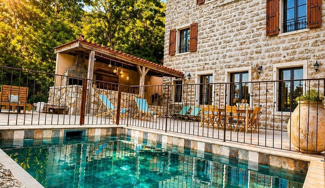 Authentic stone house with swimming pool in the heart of the Alta Rocca - Zoza