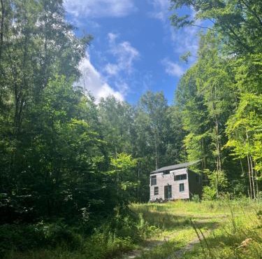 Authentique, cosy et autonome en pleine nature