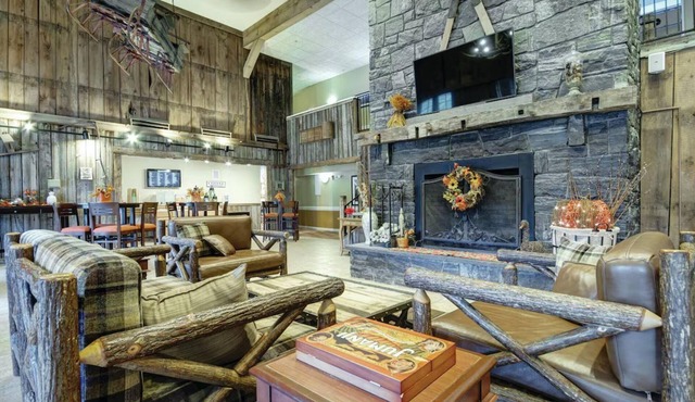 Available February 17-21 2025. Sleep 8 - 2-bed apt on Jiminy Peak. Ski in/out!