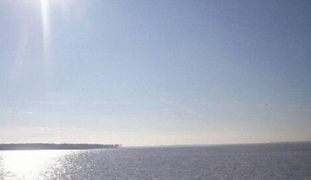 Avalon on the Bay Waterfront Cottage, Cedar Point, Lake Erie, Put-n-Bay, Islands