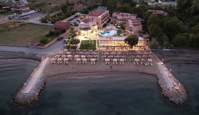 Avantis Suites Hotel